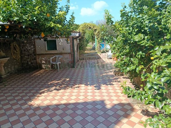 casa semindipendente in vendita a Montoro in zona Piano