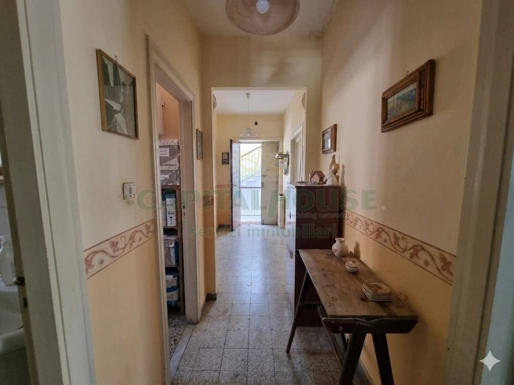 appartamento in vendita a Montoro in zona Piazza di Pandola