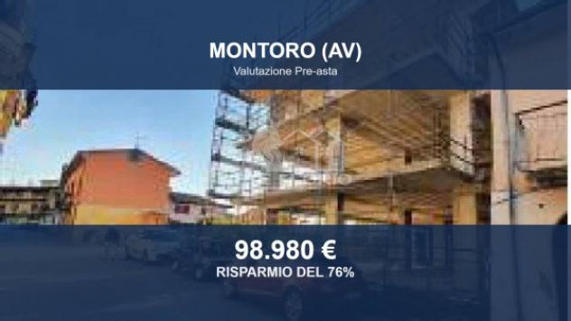 locale commerciale in vendita a Montoro in zona Piano