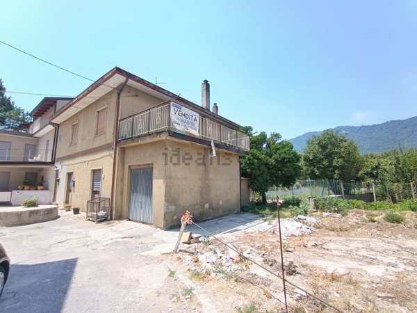 appartamento in vendita a Montoro in zona Preturo