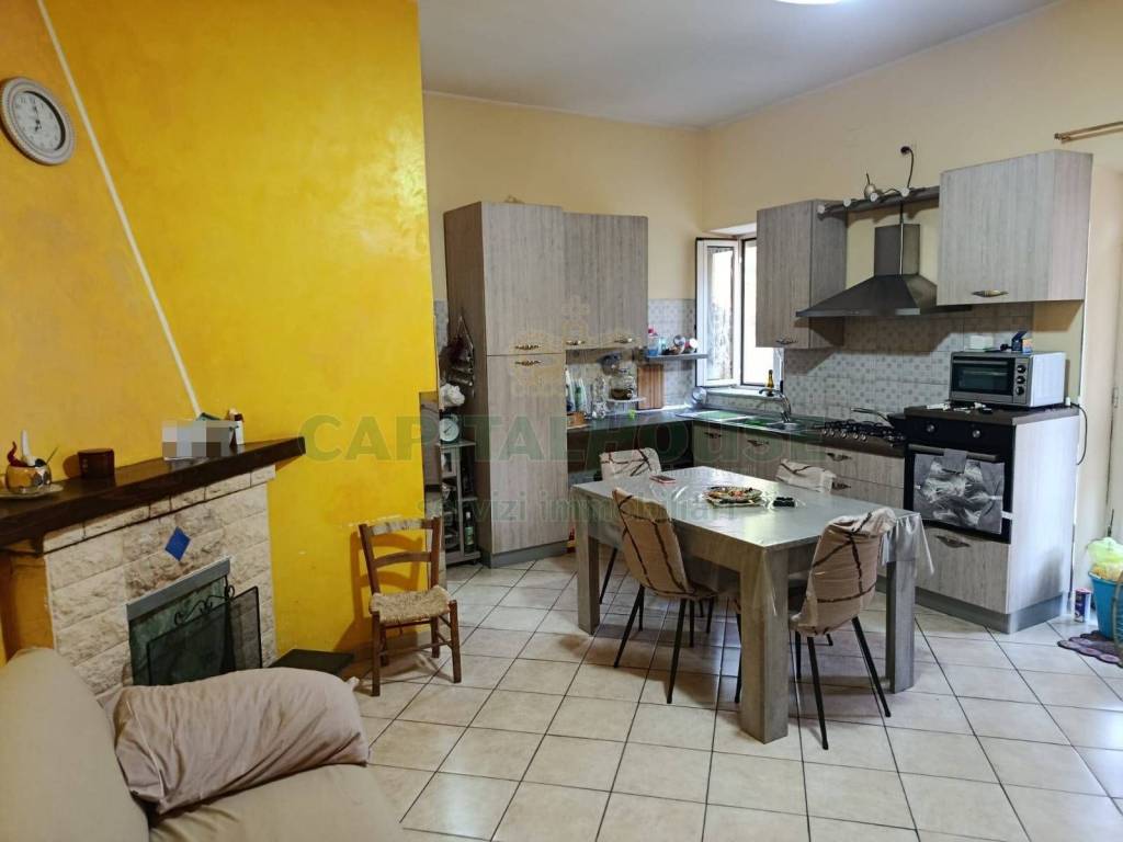 casa indipendente in vendita a Montoro in zona San Pietro