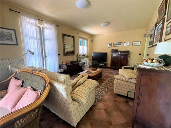 casa indipendente in vendita a Bagnasco