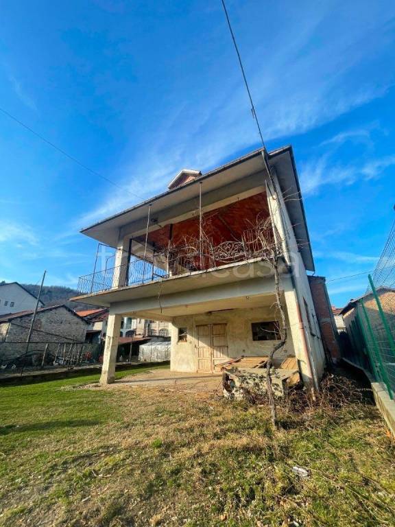 casale in vendita a Bagnasco