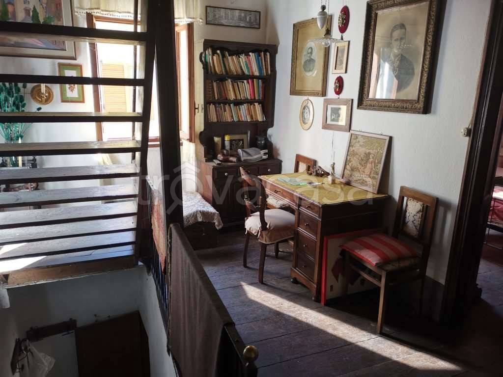 casa indipendente in vendita a Bagnasco