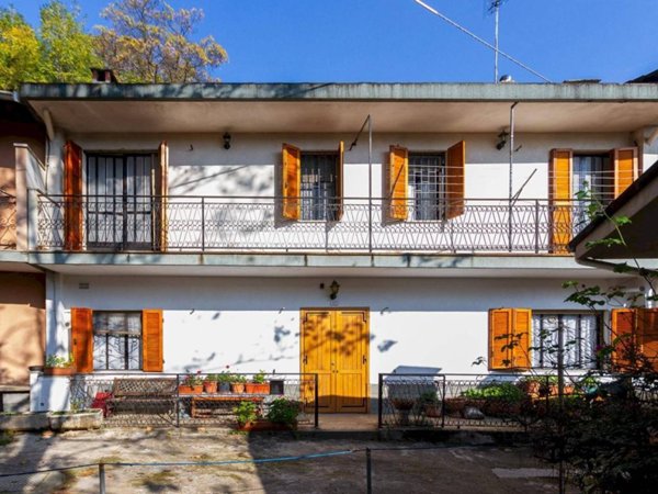 casa indipendente in vendita a Bagnolo Piemonte