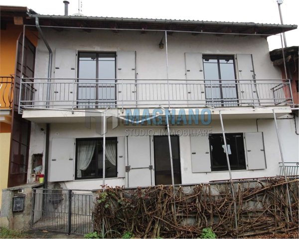 appartamento in vendita a Bagnolo Piemonte