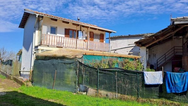 locale di sgombero in vendita a Bagnolo Piemonte
