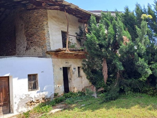 casa indipendente in vendita a Bagnolo Piemonte