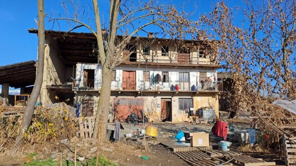 casale in vendita a Bagnolo Piemonte