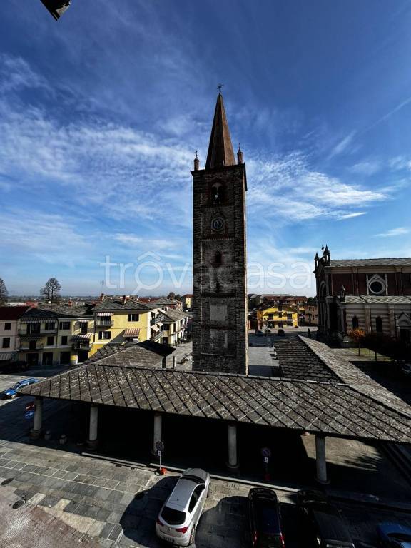 casa indipendente in vendita a Bagnolo Piemonte