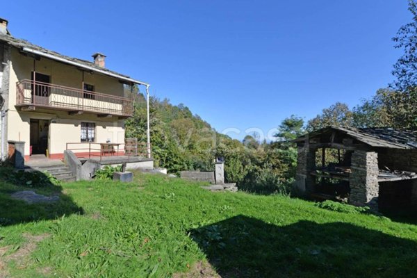 casa indipendente in vendita a Bagnolo Piemonte in zona Montoso