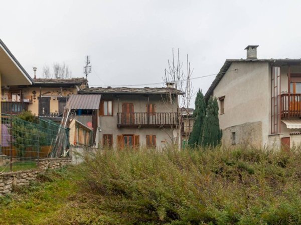 casa indipendente in vendita a Bagnolo Piemonte