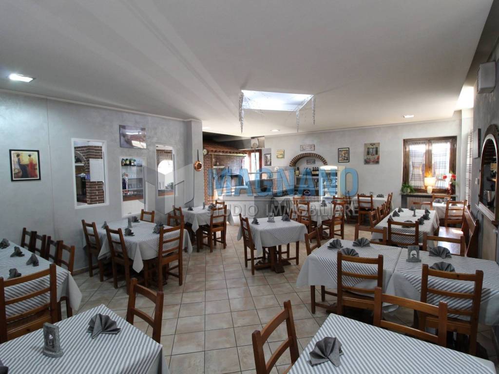 negozio in vendita a Bagnolo Piemonte