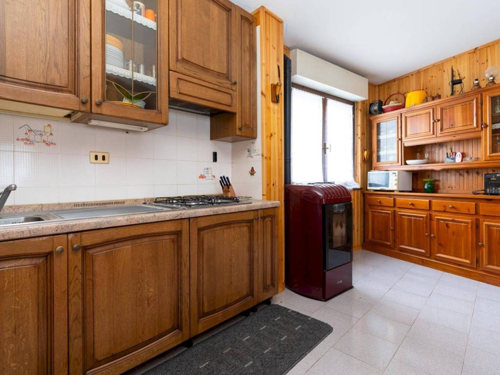 appartamento in vendita a Bagnolo Piemonte in zona Montoso