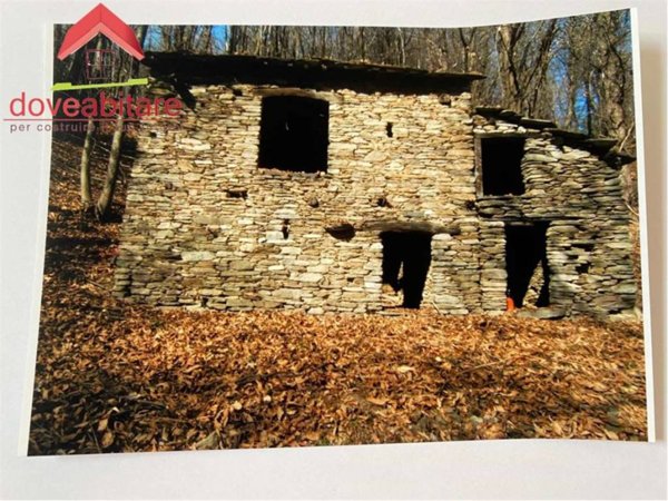casa indipendente in vendita a Bagnolo Piemonte