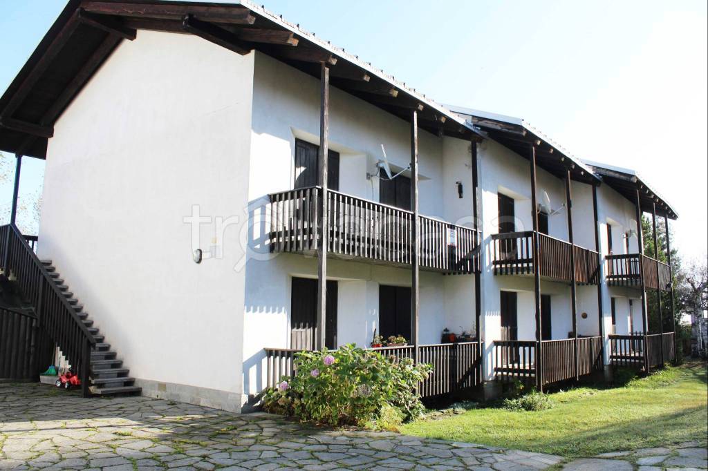 appartamento in vendita a Bagnolo Piemonte in zona Montoso