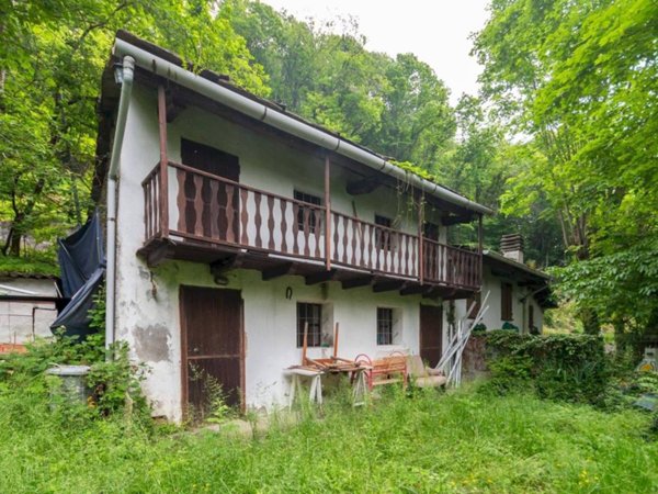 casa indipendente in vendita a Bagnolo Piemonte in zona Montoso