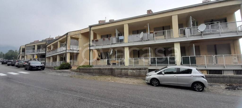 appartamento in vendita a Bagnolo Piemonte in zona Montoso