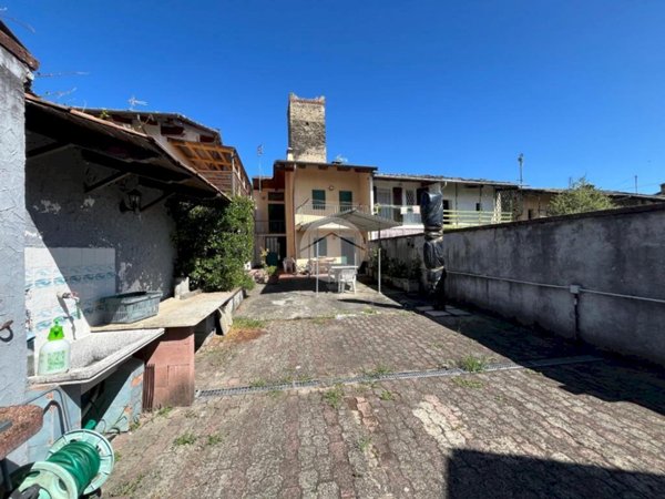 casa indipendente in vendita a Bagnolo Piemonte