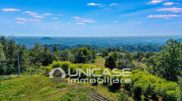 casa indipendente in vendita a Bagnolo Piemonte