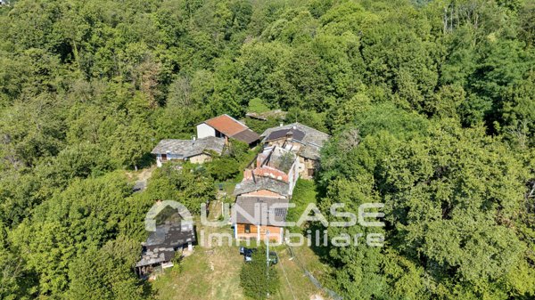 casale in vendita a Bagnolo Piemonte