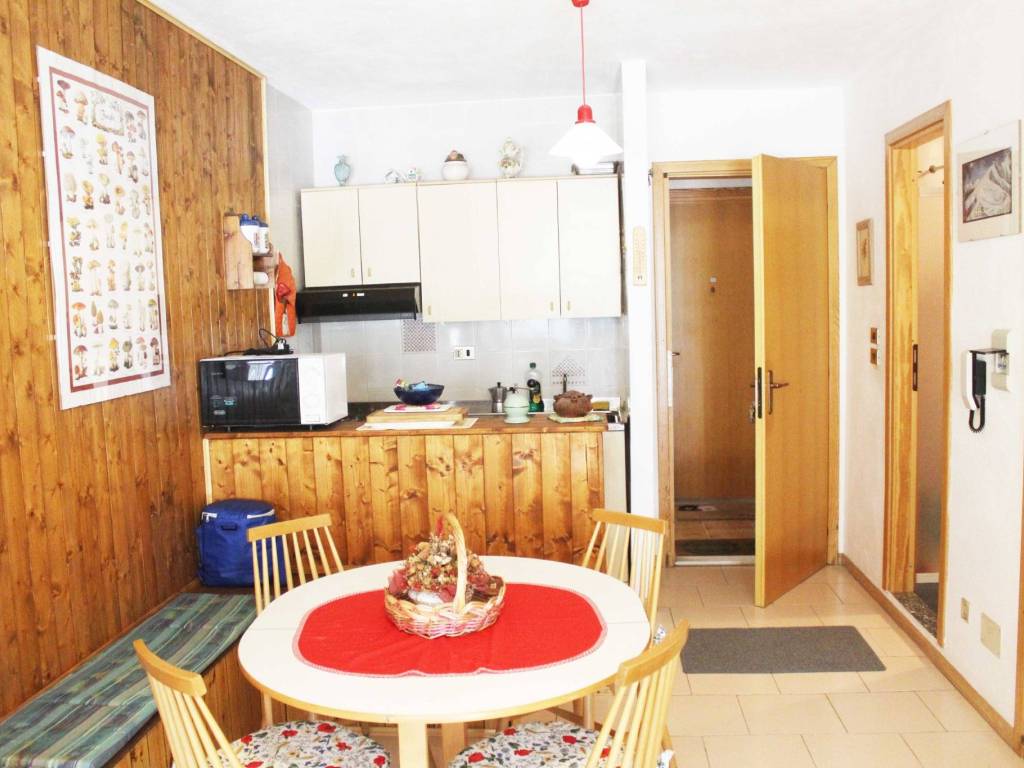 appartamento in vendita a Bagnolo Piemonte in zona Montoso