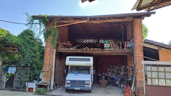 casa indipendente in vendita a Bagnolo Piemonte