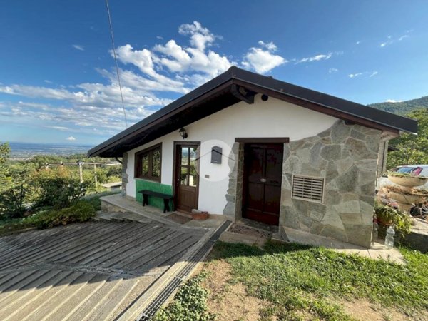 casa semindipendente in vendita a Bagnolo Piemonte
