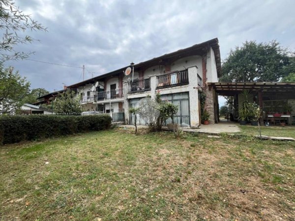 casa indipendente in vendita a Bagnolo Piemonte
