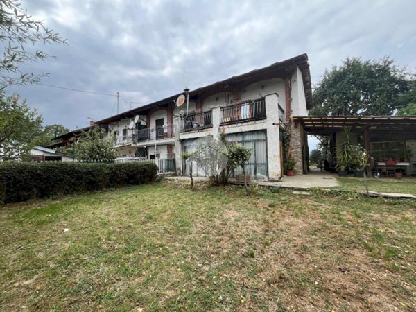 casa semindipendente in vendita a Bagnolo Piemonte