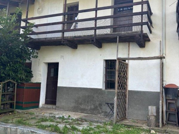 casa indipendente in vendita a Bagnolo Piemonte