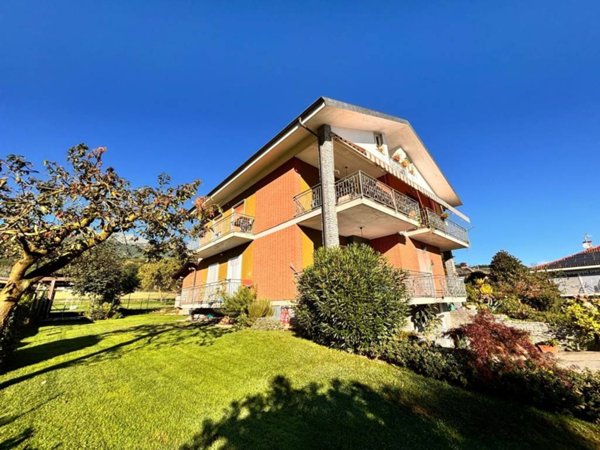 casa indipendente in vendita a Bagnolo Piemonte