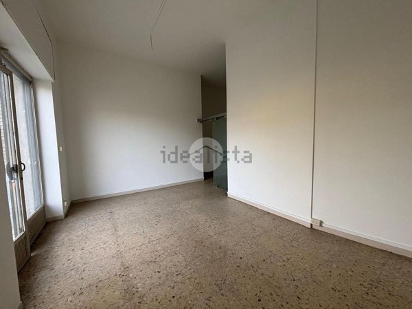 locale commerciale in vendita a Bagnolo Piemonte