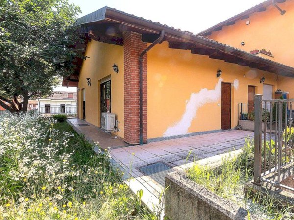 casa indipendente in vendita a Bagnolo Piemonte