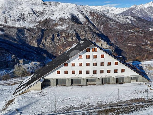 casa indipendente in vendita a Bagnolo Piemonte in zona Rucas