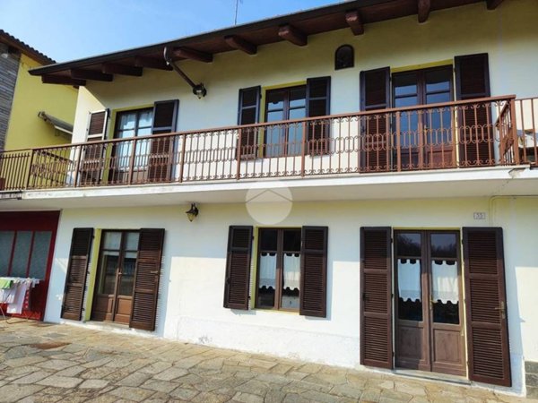 casa indipendente in vendita a Bagnolo Piemonte in zona Rucas