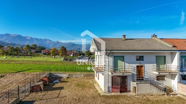 casa indipendente in vendita a Bagnolo Piemonte