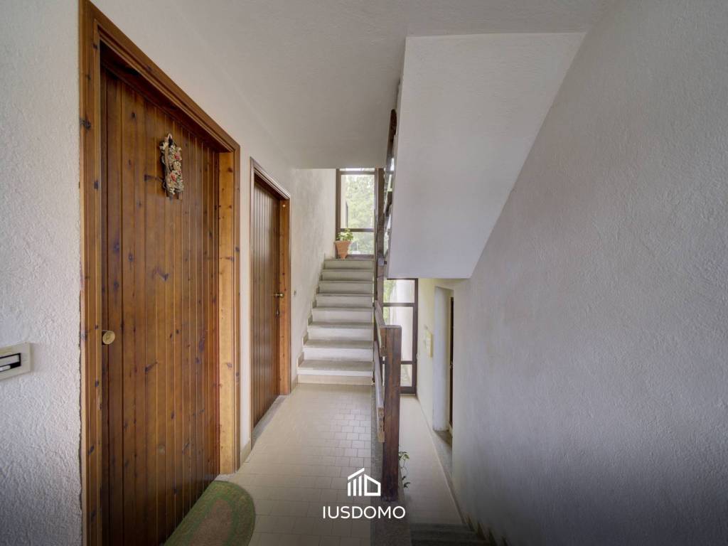 appartamento in vendita a Bagnolo Piemonte in zona Montoso