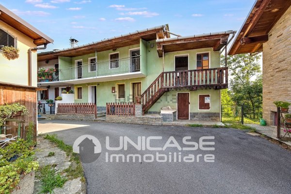 casa indipendente in vendita a Bagnolo Piemonte