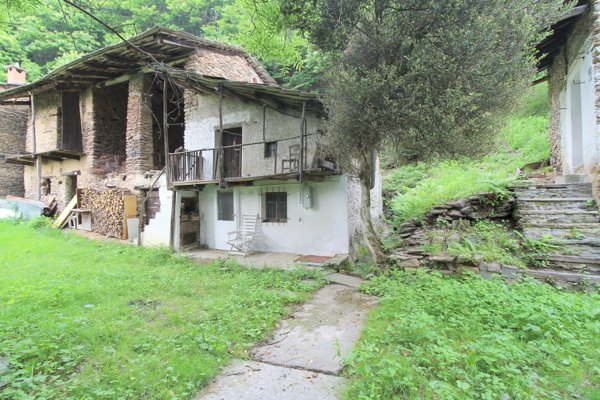 casale in vendita a Bagnolo Piemonte
