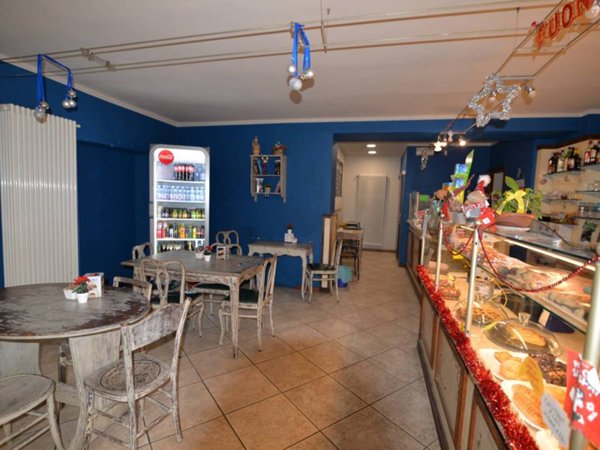 negozio in vendita a Bagnolo Piemonte