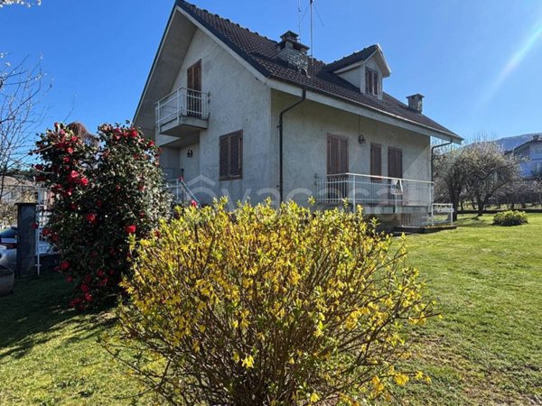 casa indipendente in vendita a Bagnolo Piemonte