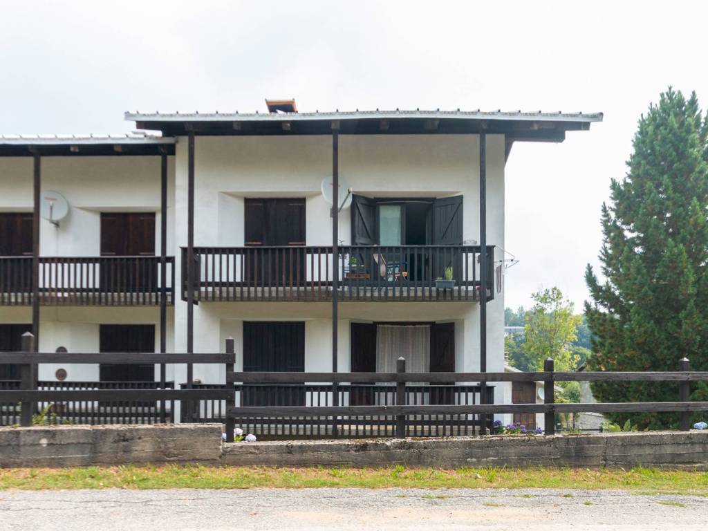 appartamento in vendita a Bagnolo Piemonte in zona Montoso