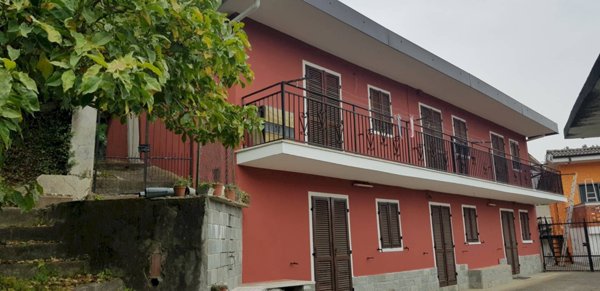 casa indipendente in vendita a Bagnolo Piemonte