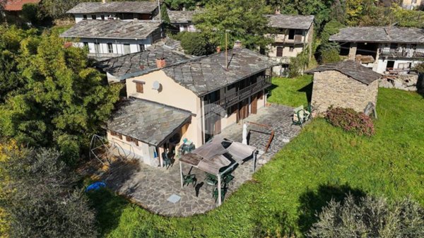 casa indipendente in vendita a Bagnolo Piemonte in zona Montoso