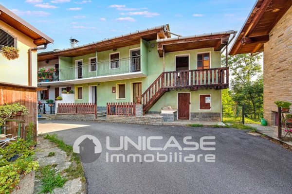 casa indipendente in vendita a Bagnolo Piemonte