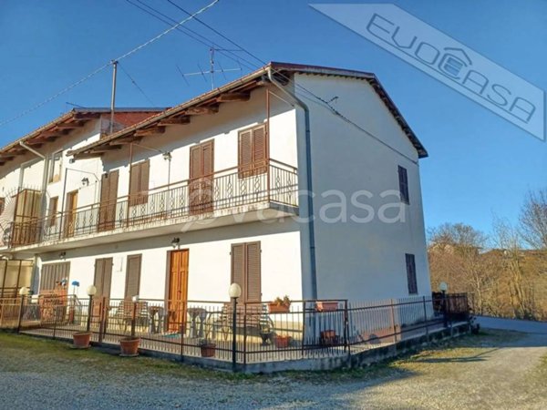 casa indipendente in vendita a Bagnolo Piemonte