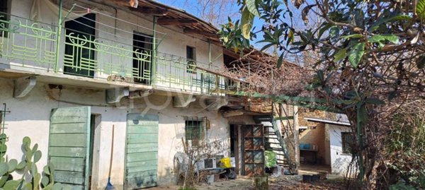 casa indipendente in vendita a Bagnolo Piemonte