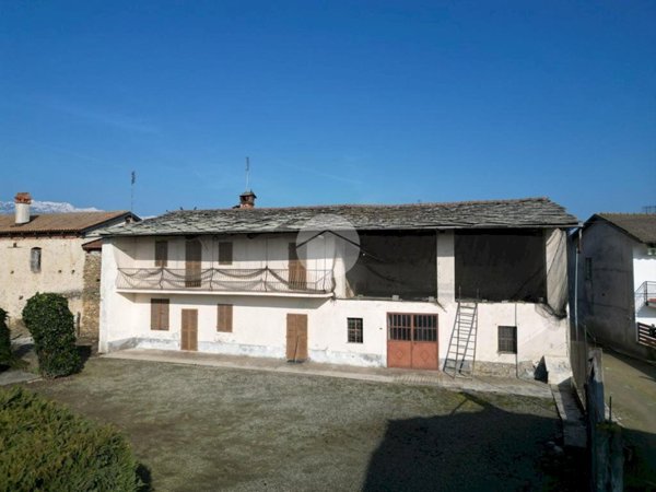 casa indipendente in vendita a Bagnolo Piemonte