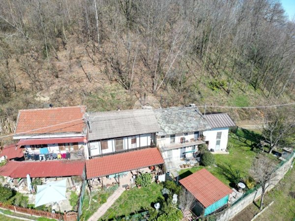 casa semindipendente in vendita a Bagnolo Piemonte